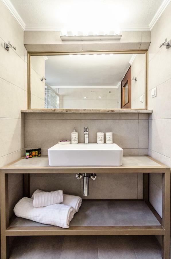 Casa Ithomi Apartman Hriszí Aktí Haniá Kültér fotó